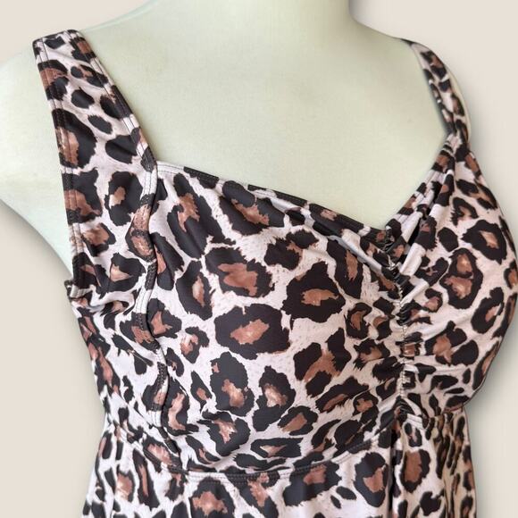 Aqua Eve Leopard Tankini Cami Swimsuit Top Flare Built In Bra Size 22W New Tag - Picture 7 of 15